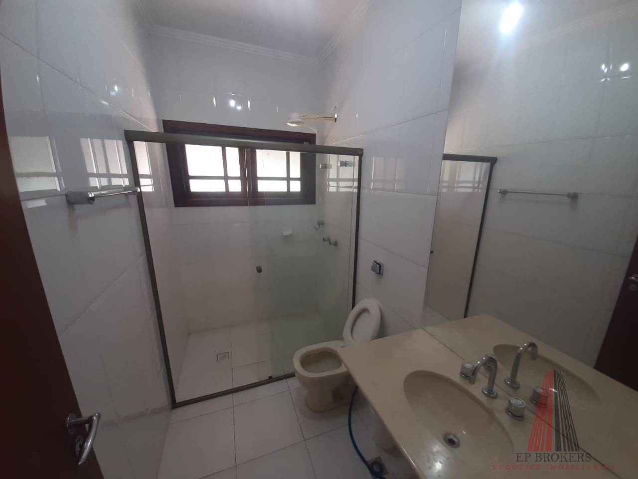 Casa à venda com 4 quartos, 440m² - Foto 17