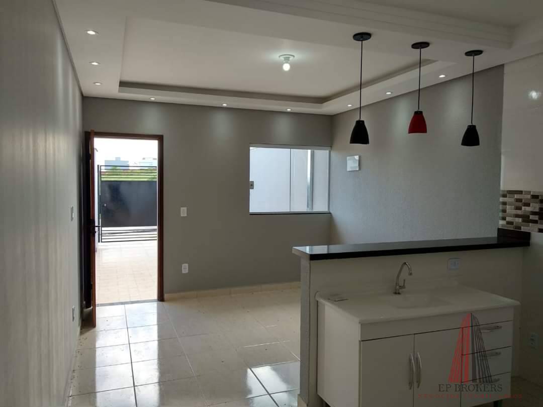 Casa à venda com 2 quartos, 53m² - Foto 5