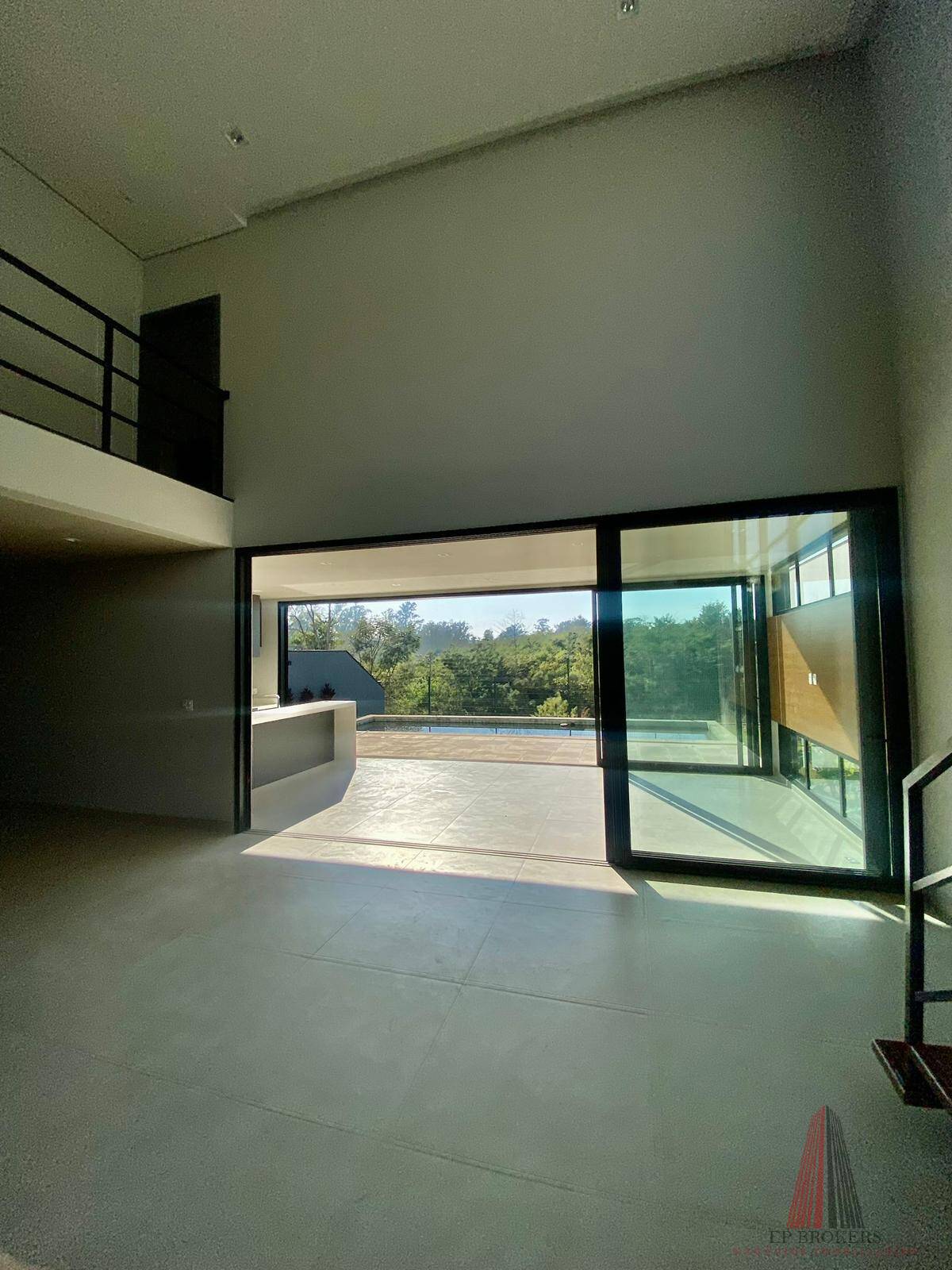 Casa à venda com 4 quartos, 355m² - Foto 40