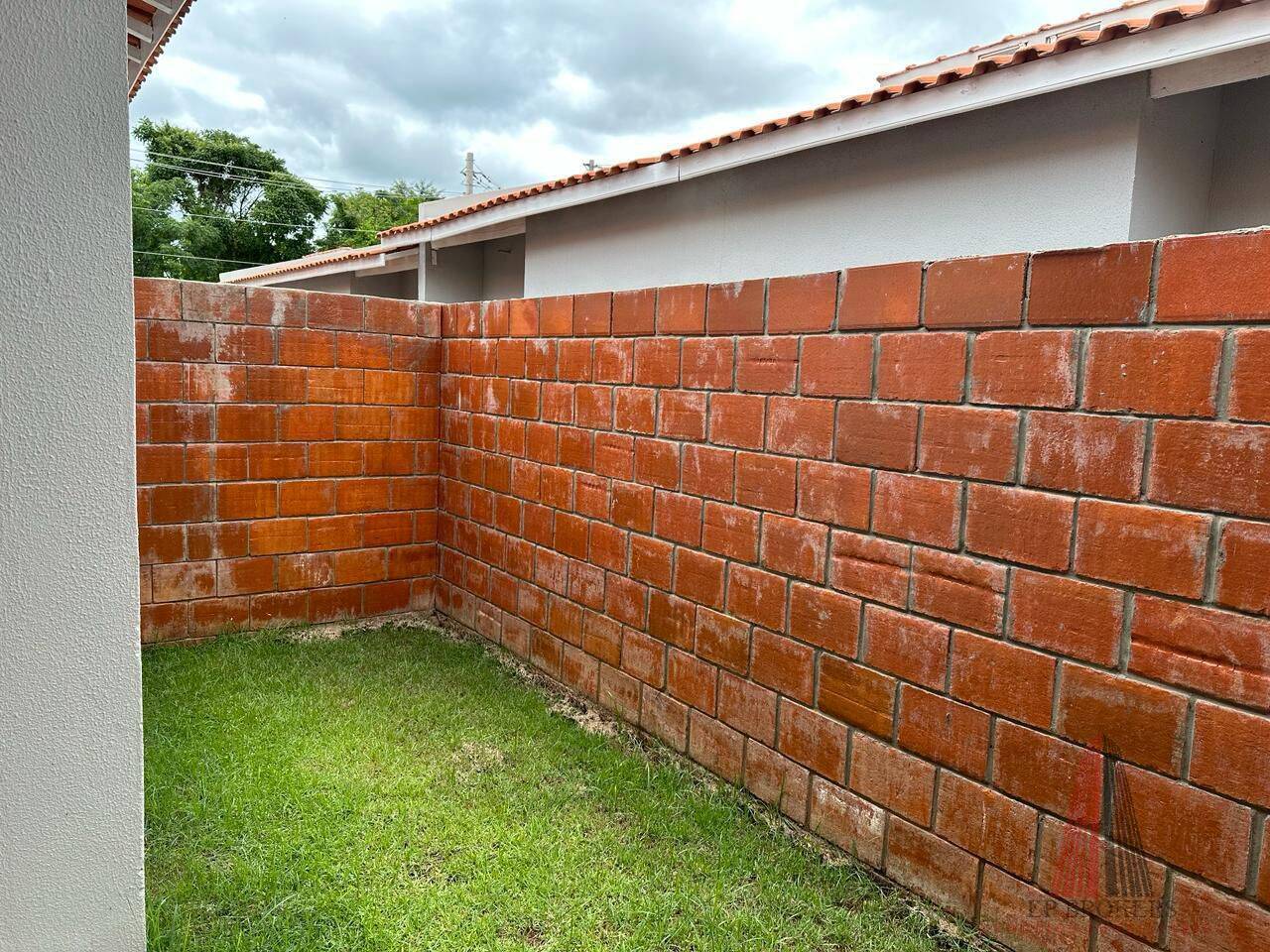 Casa à venda com 2 quartos, 55m² - Foto 7