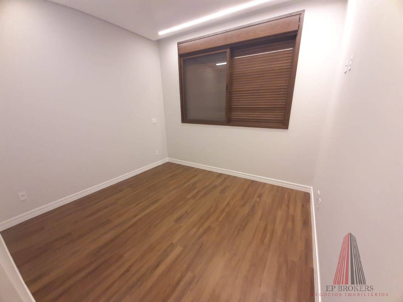 Casa de Condomínio à venda com 3 quartos, 220m² - Foto 5