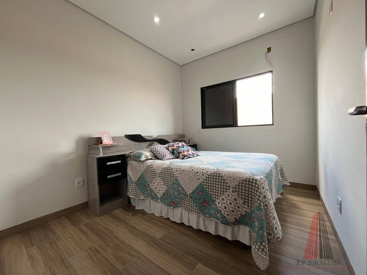 Sobrado à venda com 4 quartos, 190m² - Foto 11