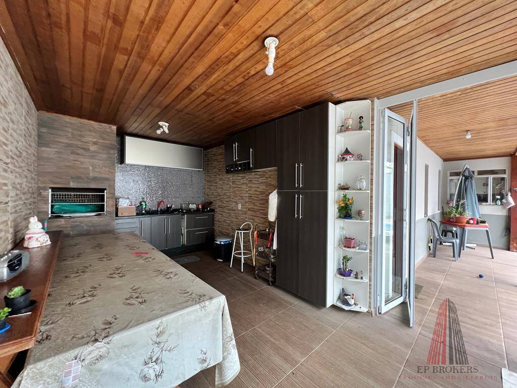 Casa à venda com 3 quartos, 190m² - Foto 5