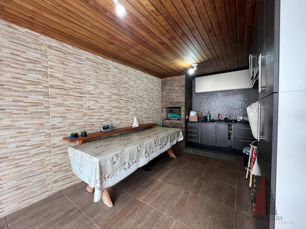 Casa à venda com 3 quartos, 190m² - Foto 7