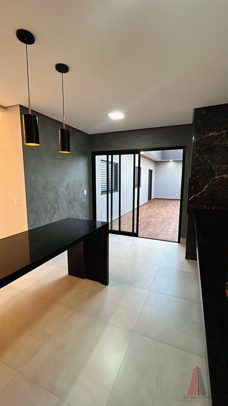 Casa à venda com 3 quartos, 134m² - Foto 7