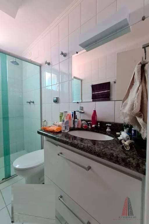 Apartamento à venda com 2 quartos, 67m² - Foto 13