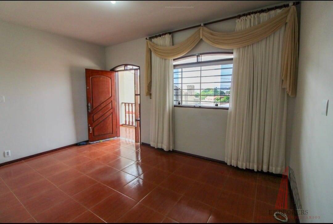 Casa à venda com 3 quartos, 190m² - Foto 5