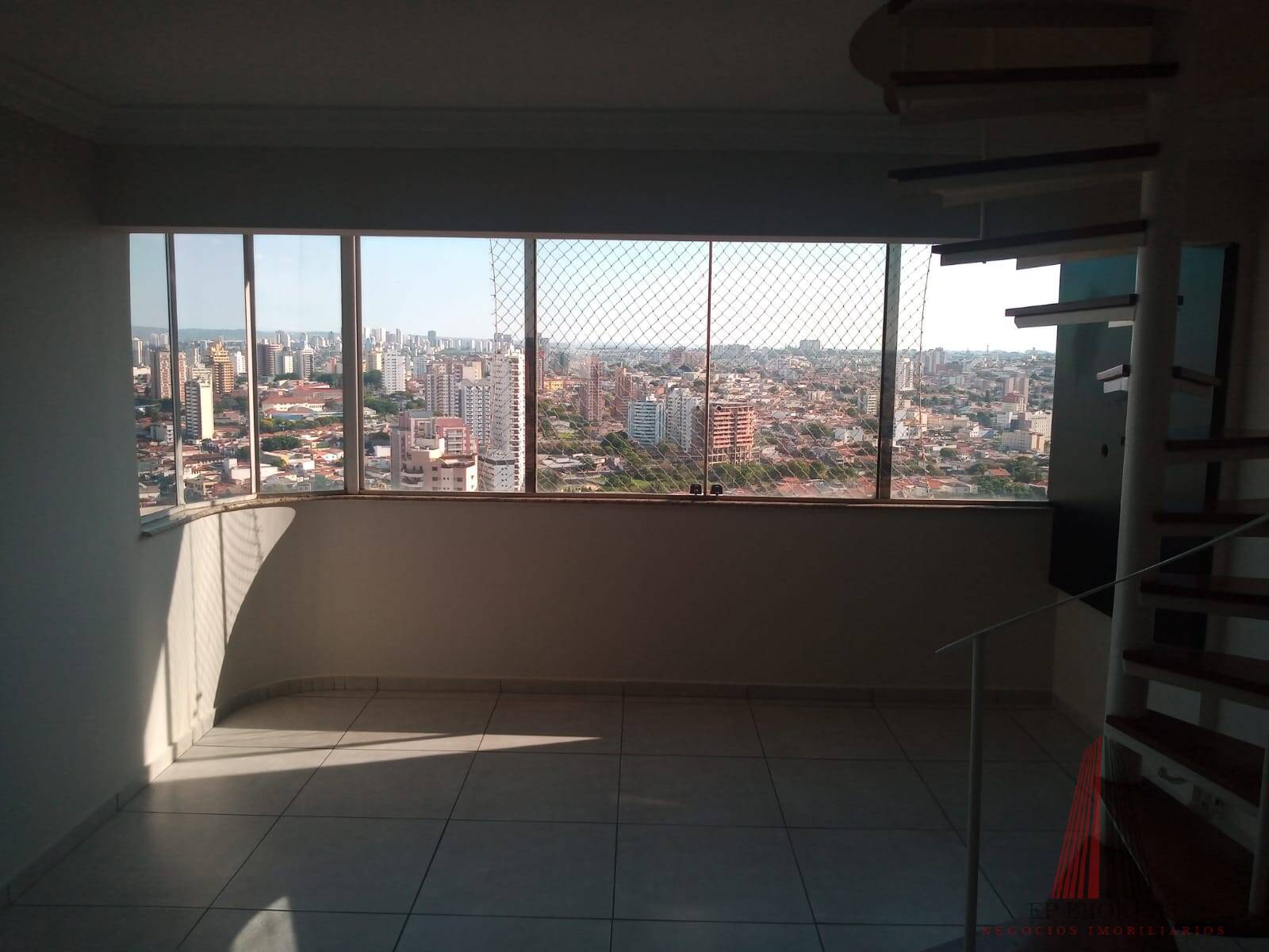 Apartamento à venda com 3 quartos, 176m² - Foto 11