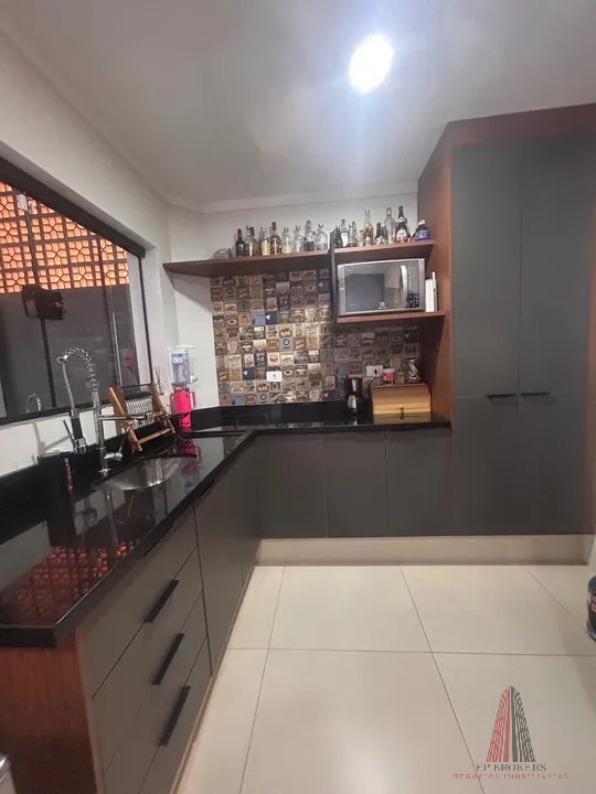 Casa à venda com 2 quartos, 78m² - Foto 5