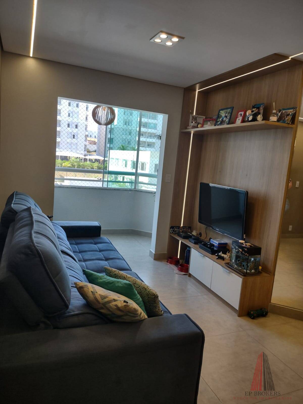 Apartamento à venda com 3 quartos, 80m² - Foto 3