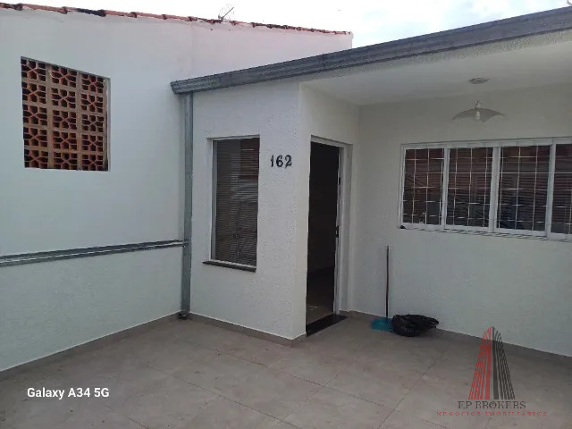 Casa à venda com 2 quartos, 66m² - Foto 6