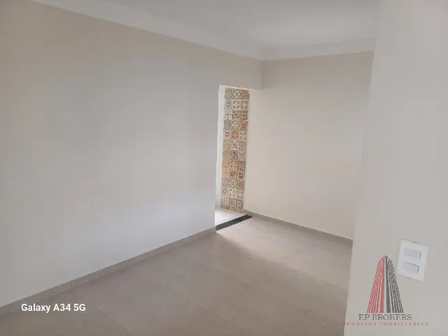 Casa à venda com 2 quartos, 66m² - Foto 10