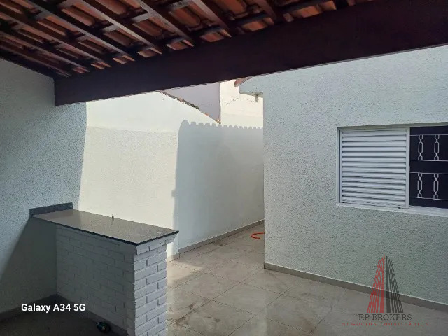 Casa à venda com 2 quartos, 66m² - Foto 13