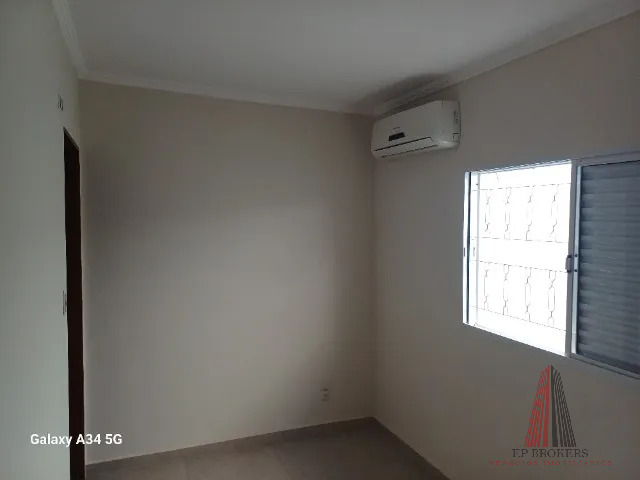 Casa à venda com 2 quartos, 66m² - Foto 15