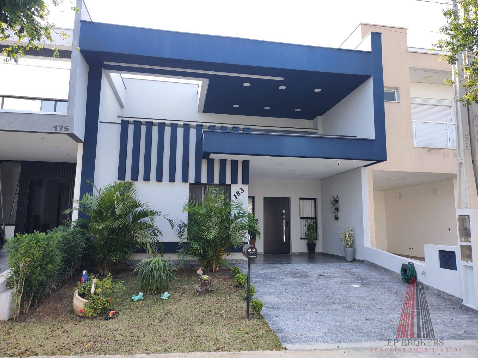 Casa de Condomínio à venda com 3 quartos, 119m² - Foto 1