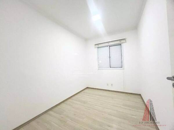 Apartamento à venda com 2 quartos, 53m² - Foto 11