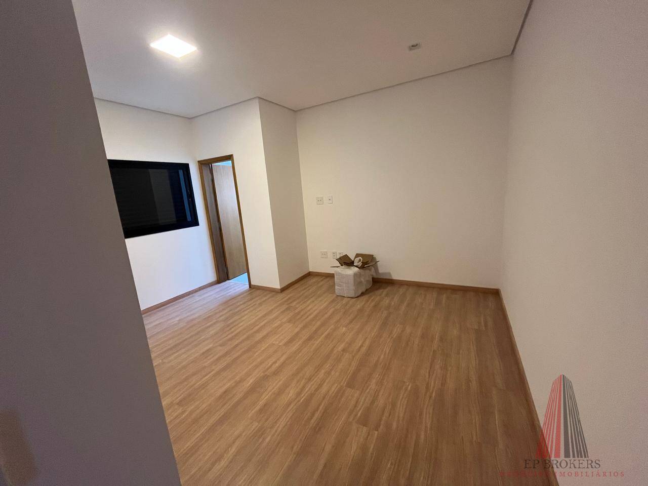 Casa à venda com 3 quartos, 144m² - Foto 11