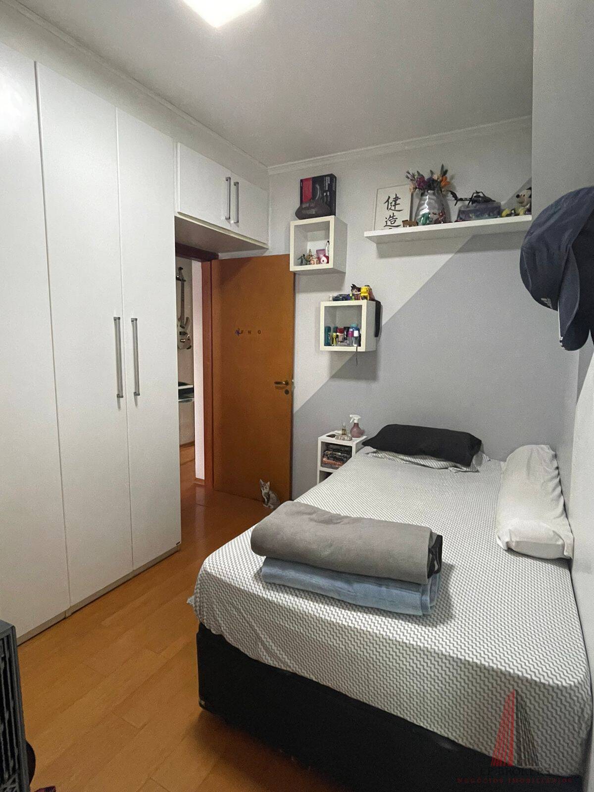 Apartamento à venda com 2 quartos, 84m² - Foto 13