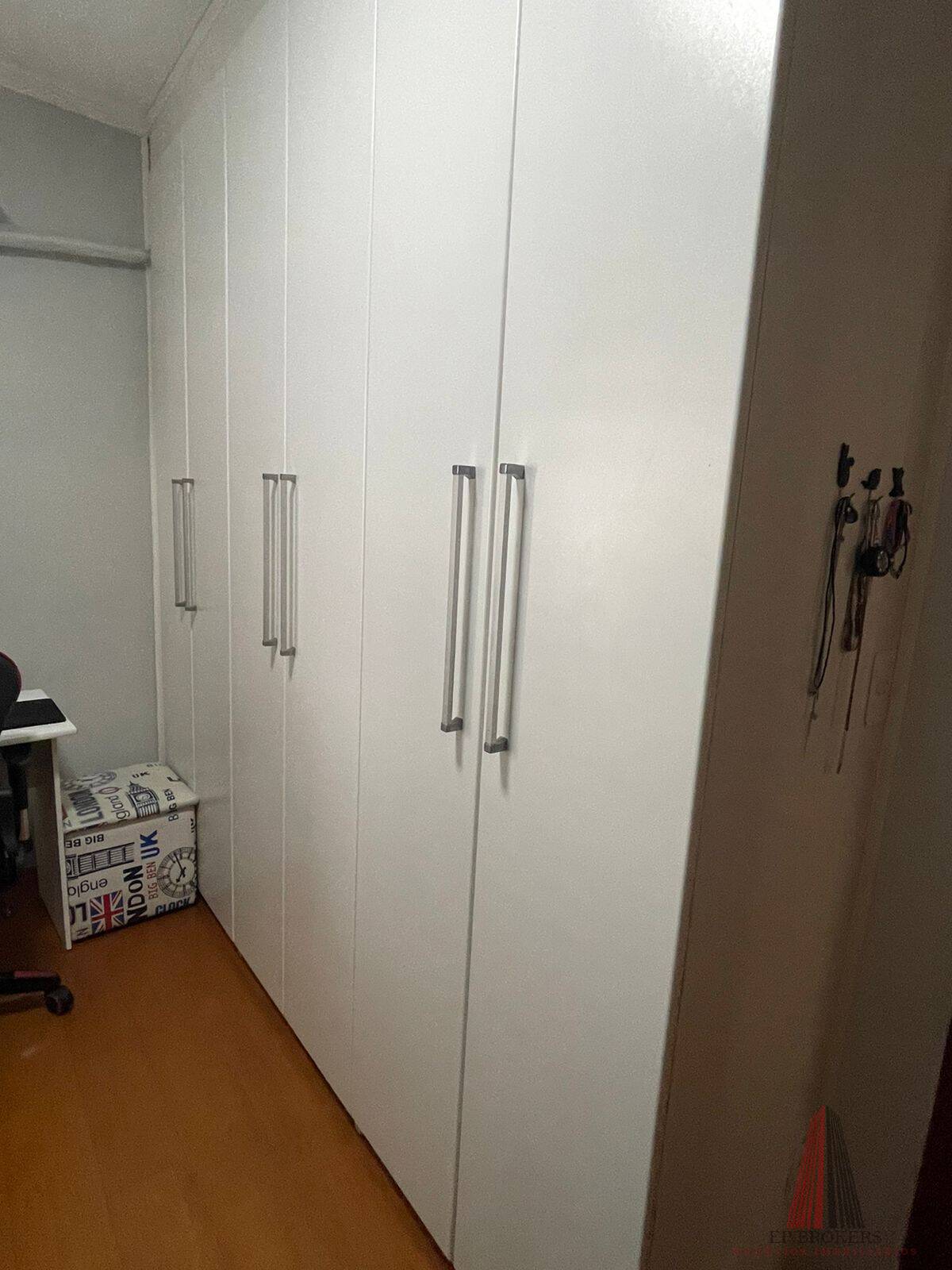 Apartamento à venda com 2 quartos, 84m² - Foto 11