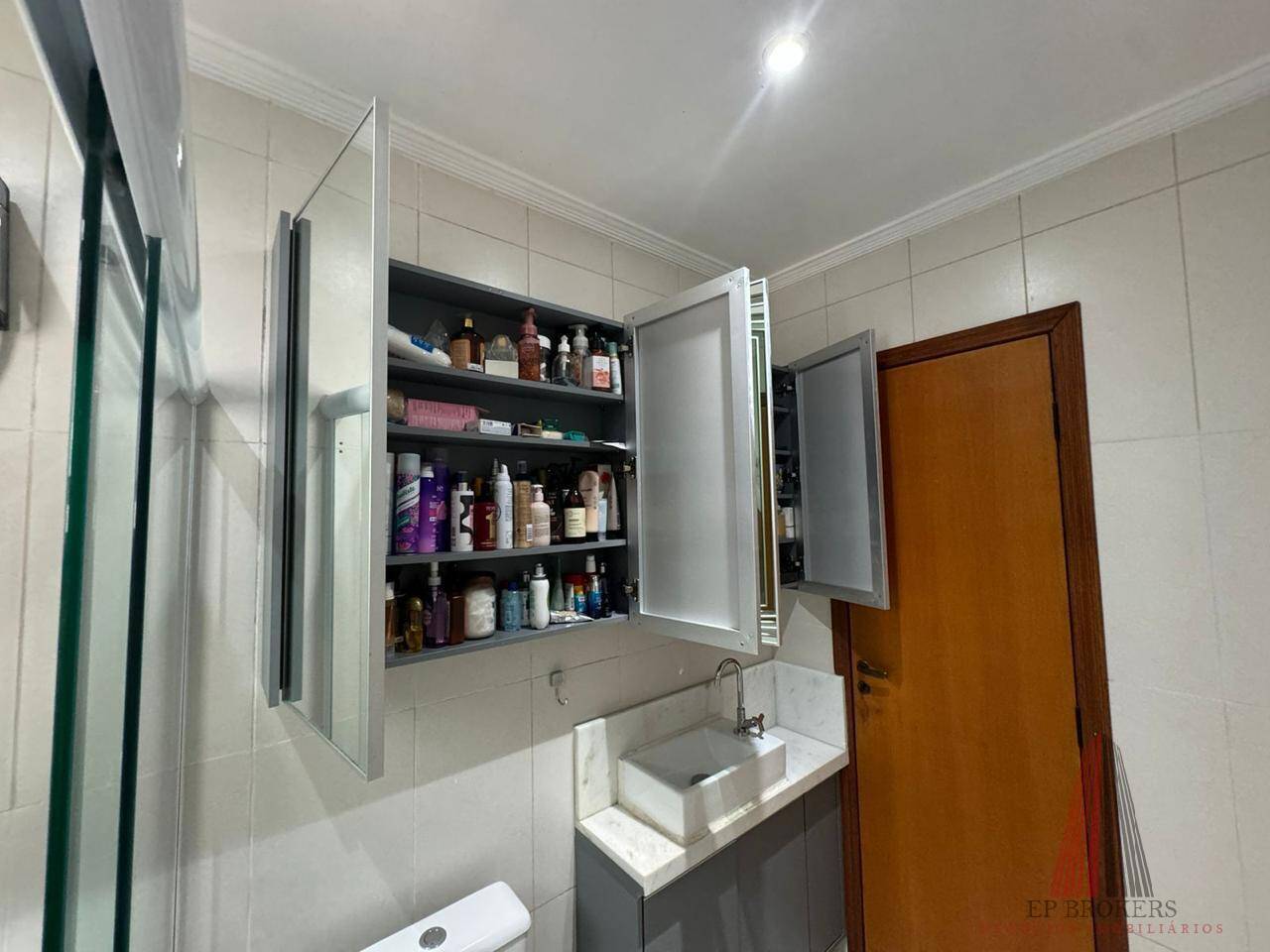 Apartamento à venda com 2 quartos, 84m² - Foto 32