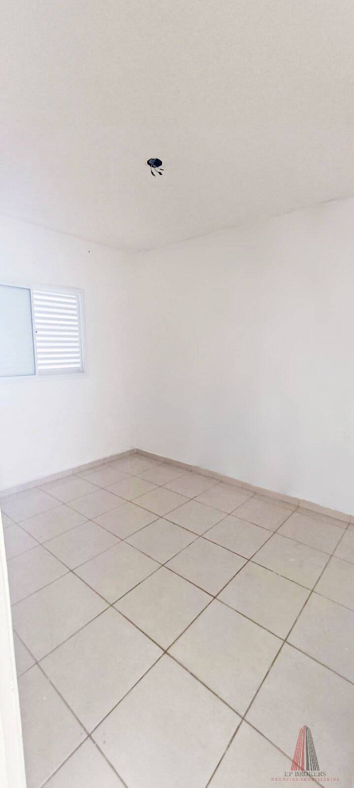 Casa à venda com 2 quartos, 48m² - Foto 6