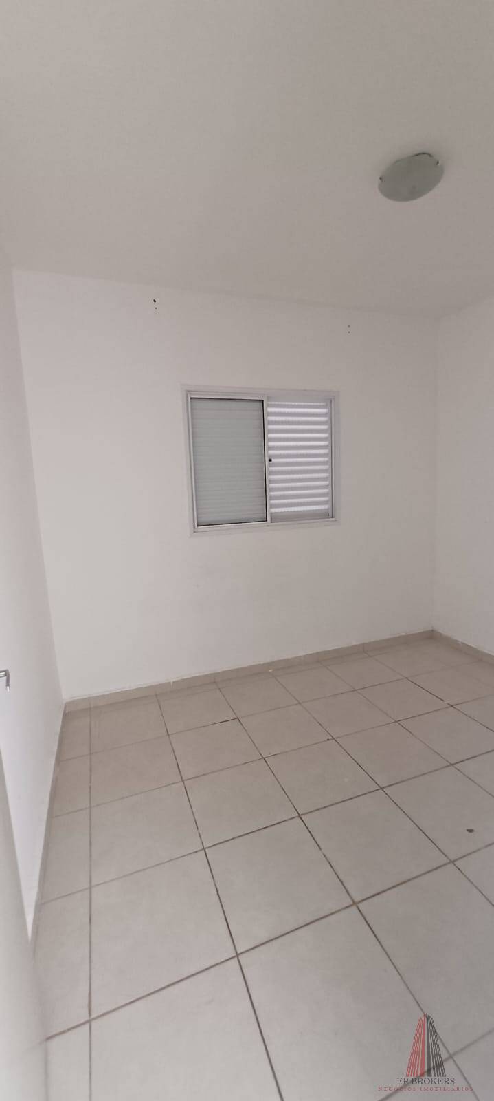 Casa à venda com 2 quartos, 48m² - Foto 5