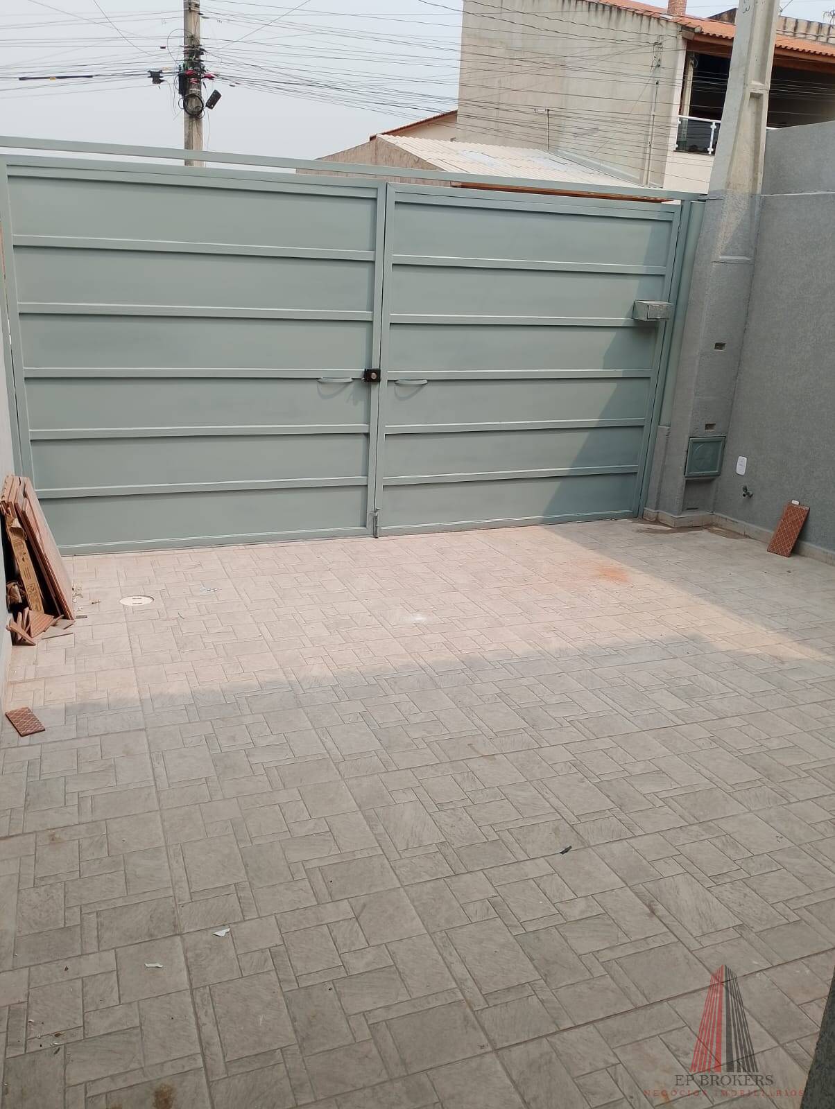 Casa à venda com 3 quartos, 87m² - Foto 2