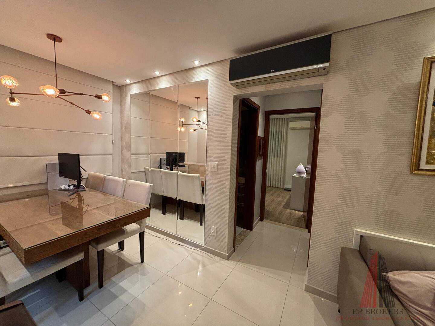 Apartamento à venda com 2 quartos, 70m² - Foto 5