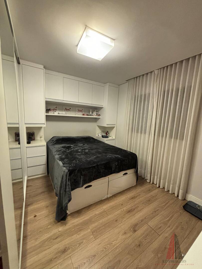 Apartamento à venda com 2 quartos, 70m² - Foto 10