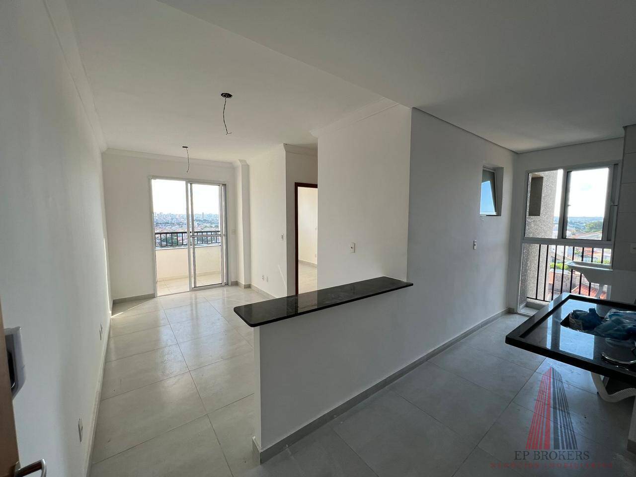 Apartamento à venda com 2 quartos, 55m² - Foto 2