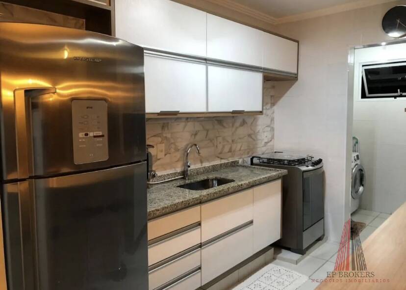 Apartamento à venda com 2 quartos, 60m² - Foto 1