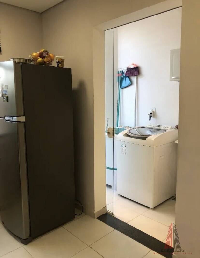 Apartamento à venda com 1 quarto, 50m² - Foto 5