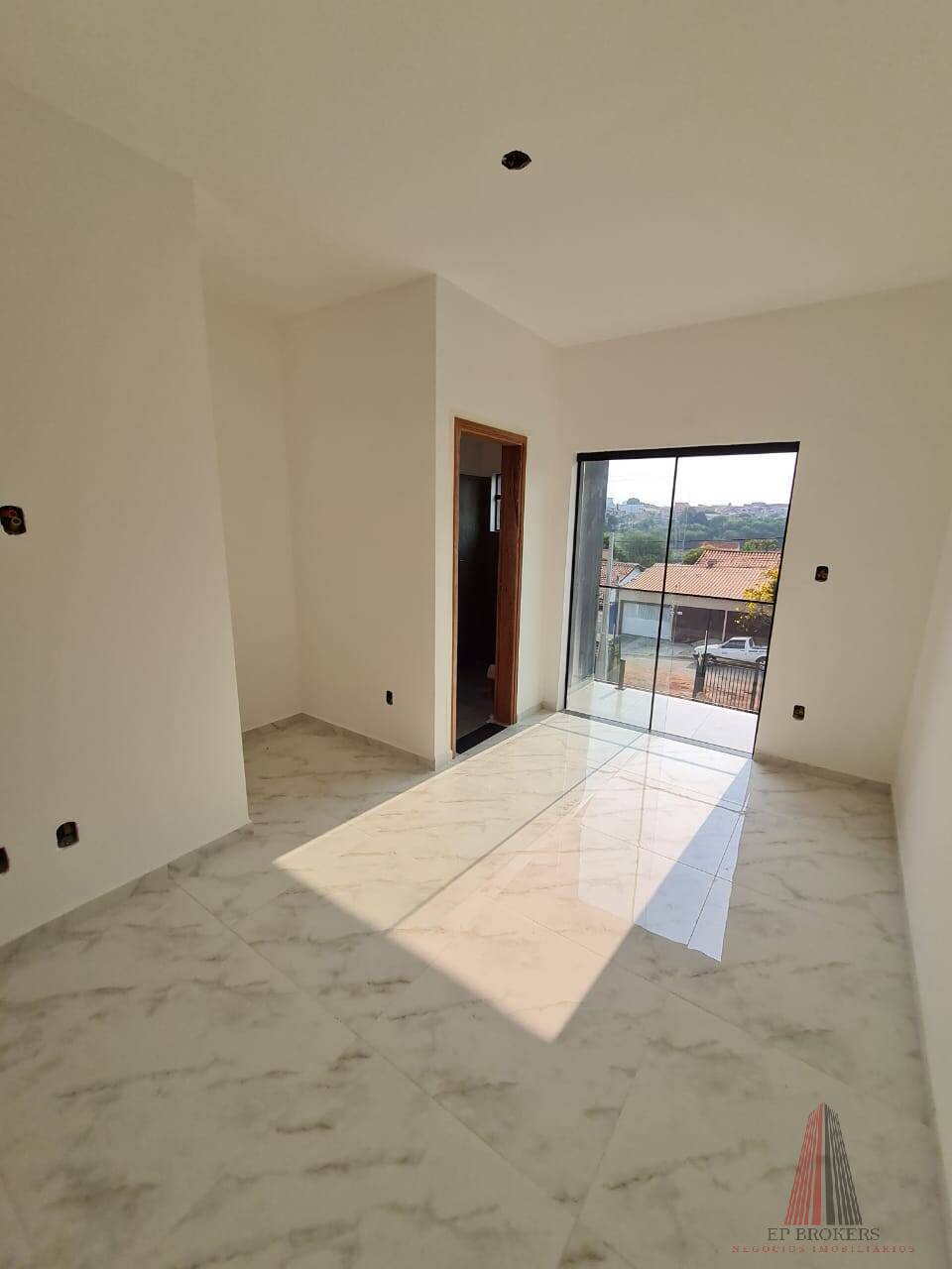 Casa à venda com 2 quartos, 85m² - Foto 11