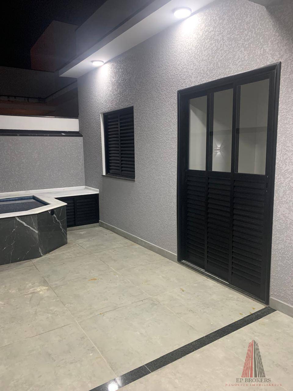 Casa à venda com 3 quartos, 110m² - Foto 10