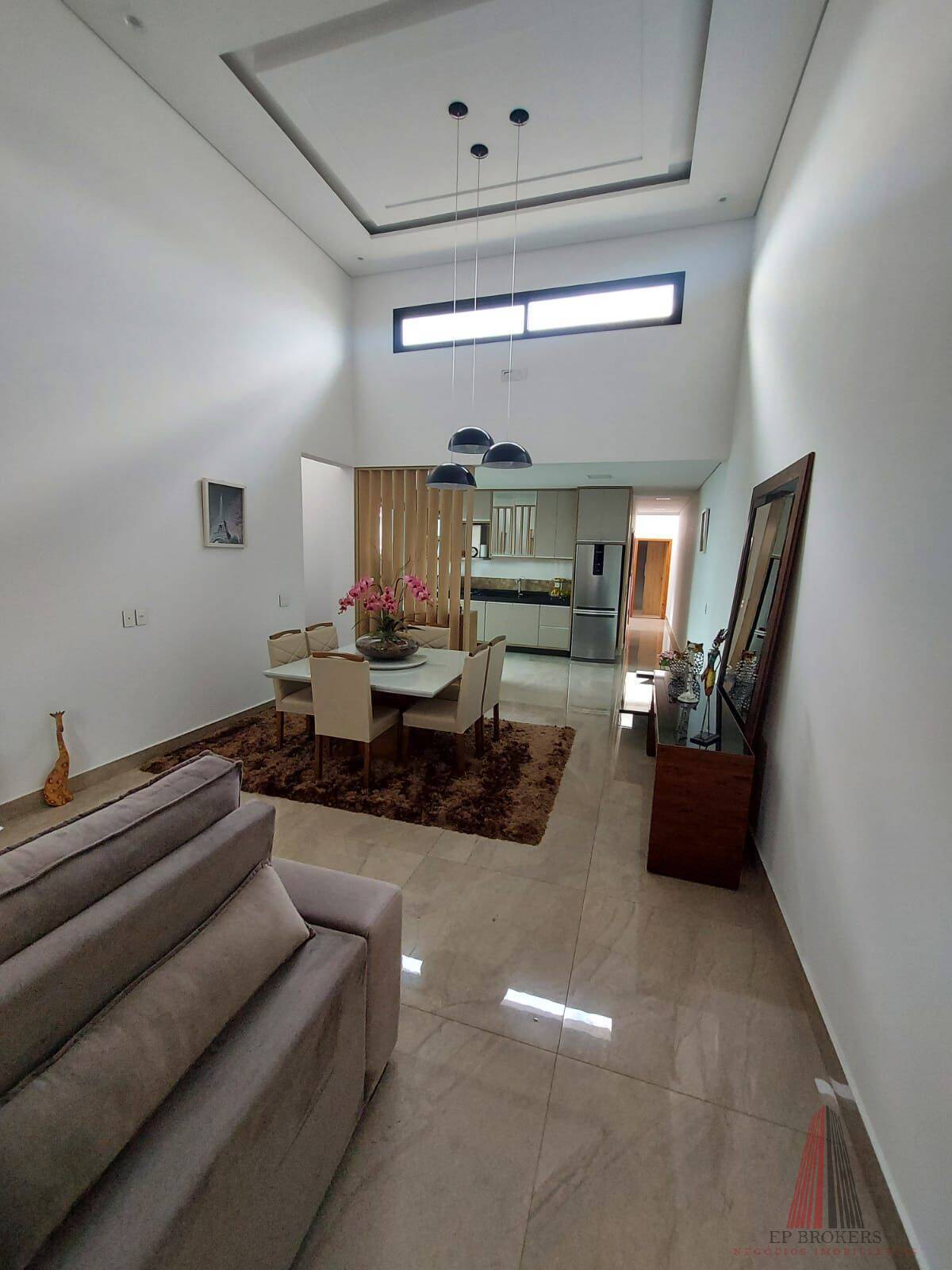 Casa à venda com 3 quartos, 200m² - Foto 12