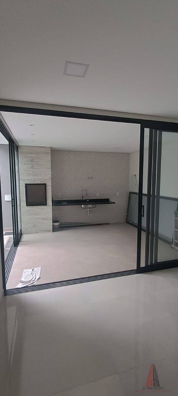 Casa à venda com 3 quartos, 224m² - Foto 8