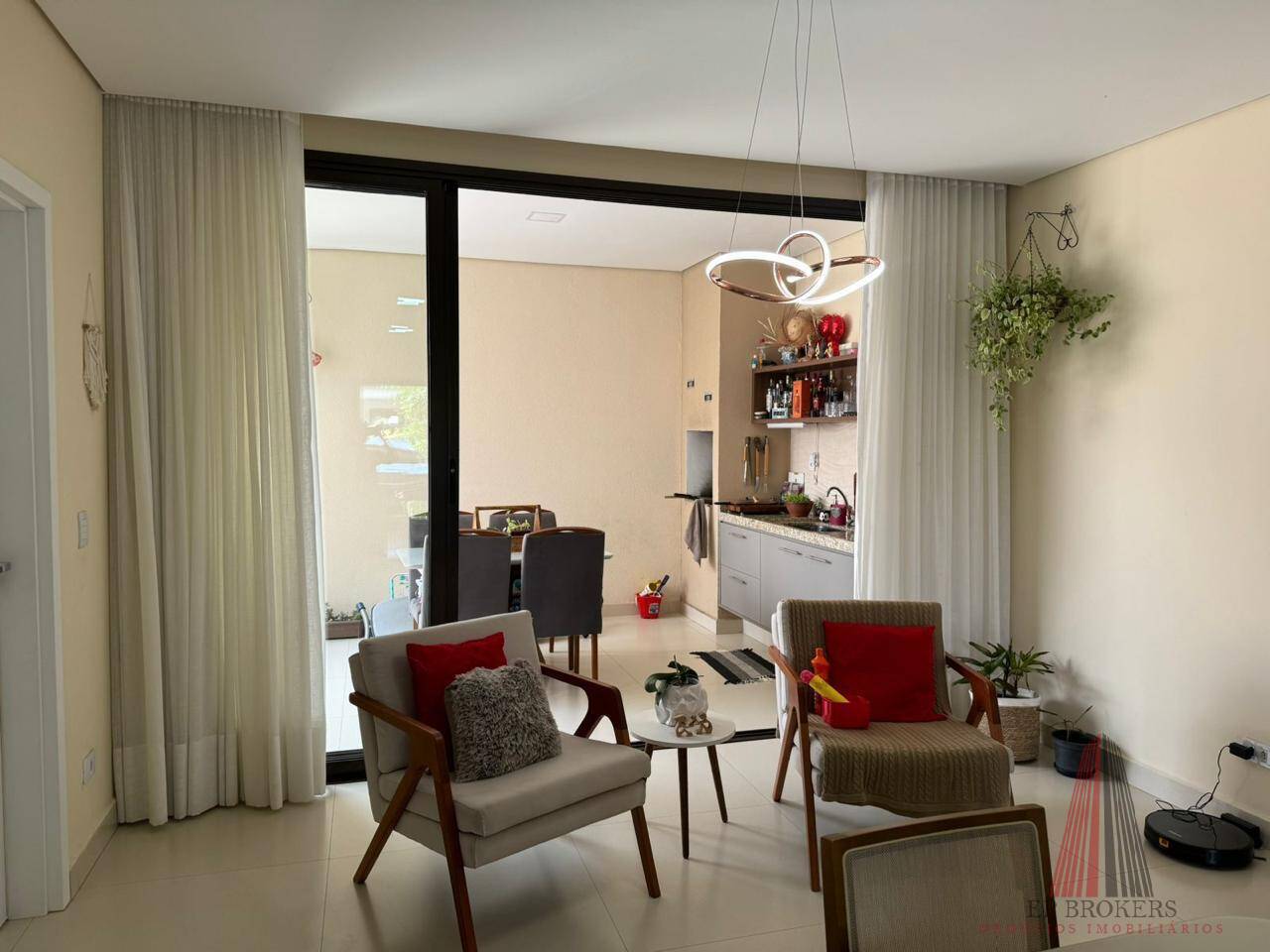 Casa à venda com 3 quartos, 168m² - Foto 7