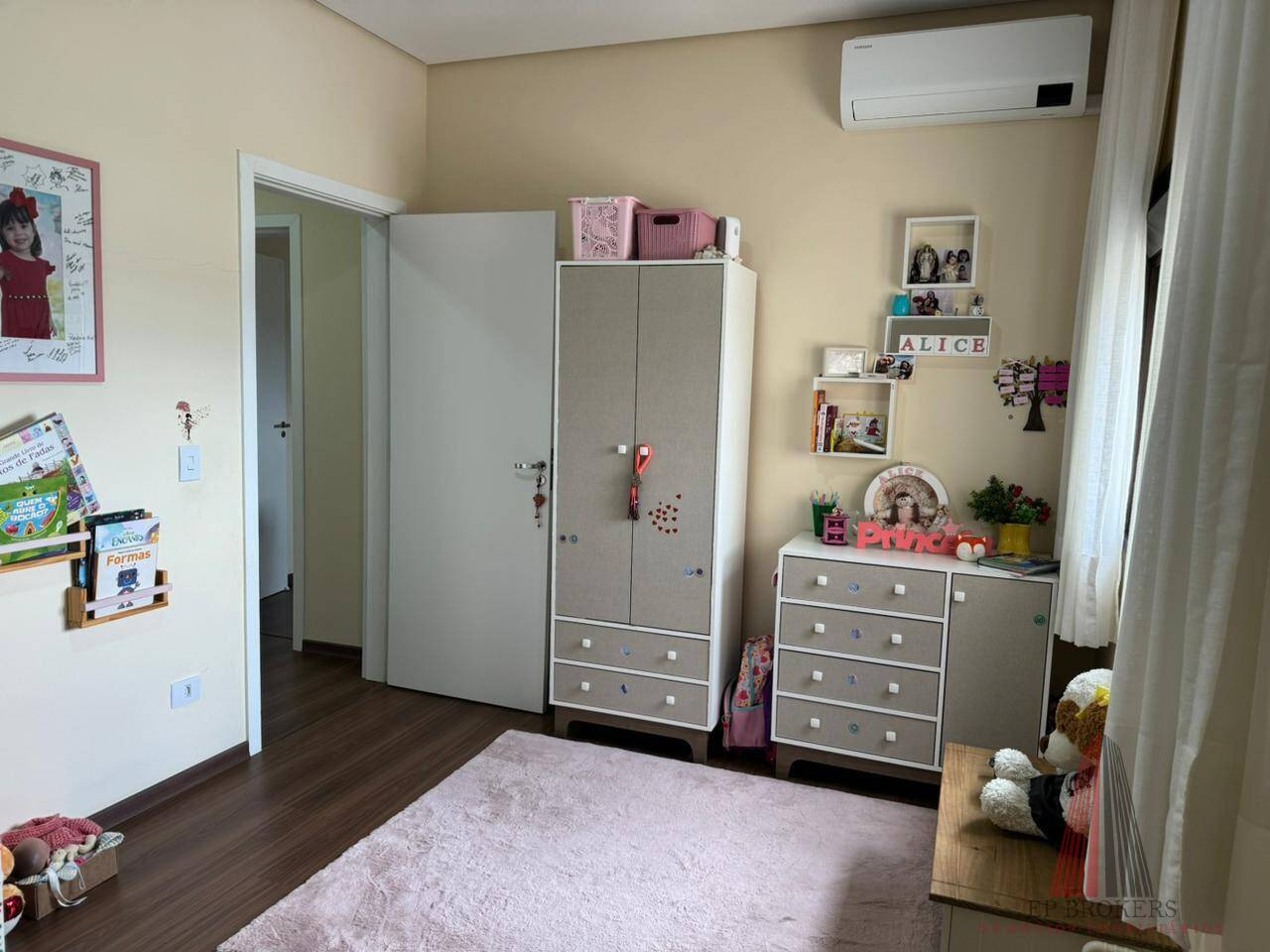 Casa à venda com 3 quartos, 168m² - Foto 16