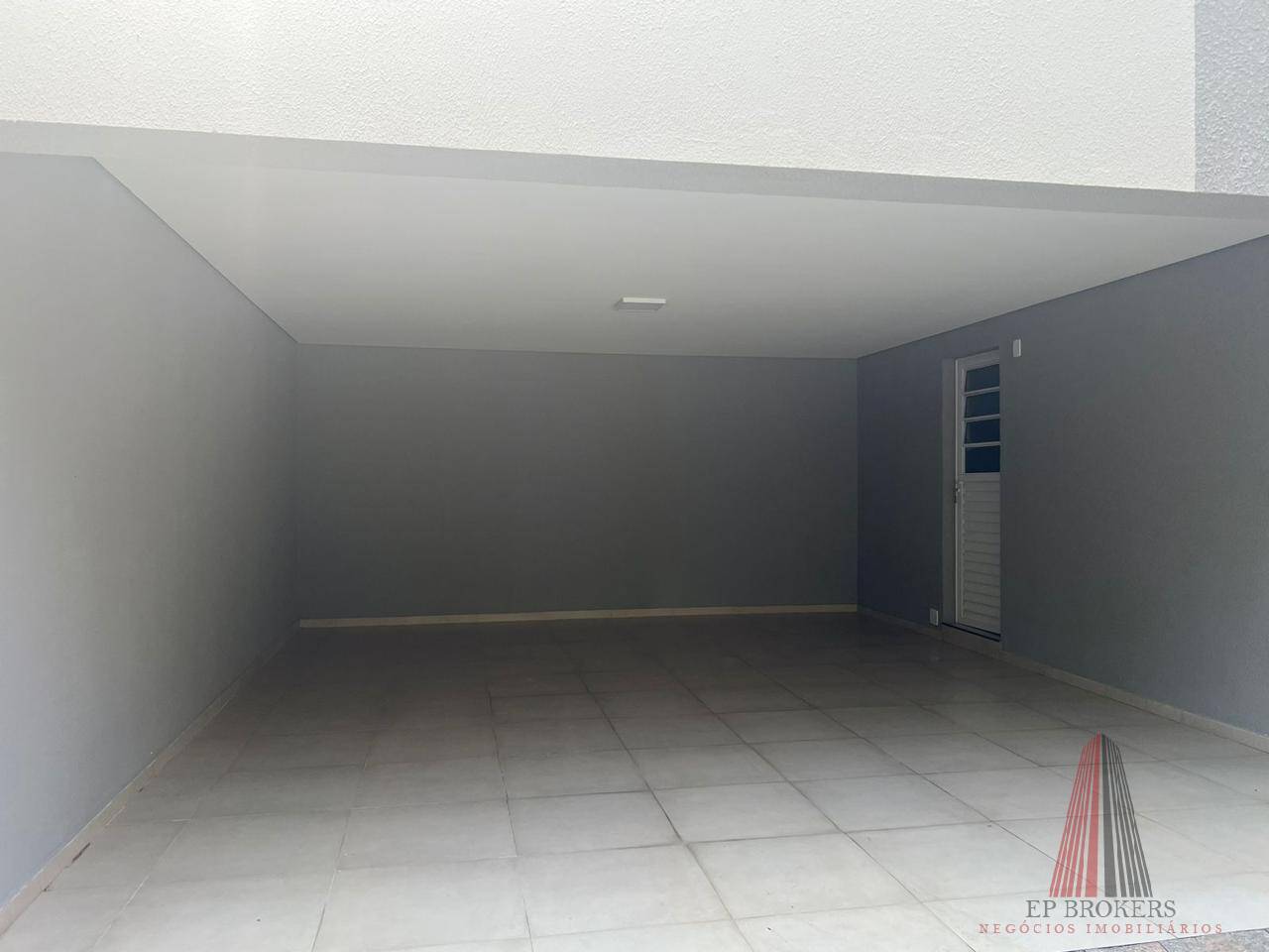 Casa à venda com 3 quartos, 170m² - Foto 3