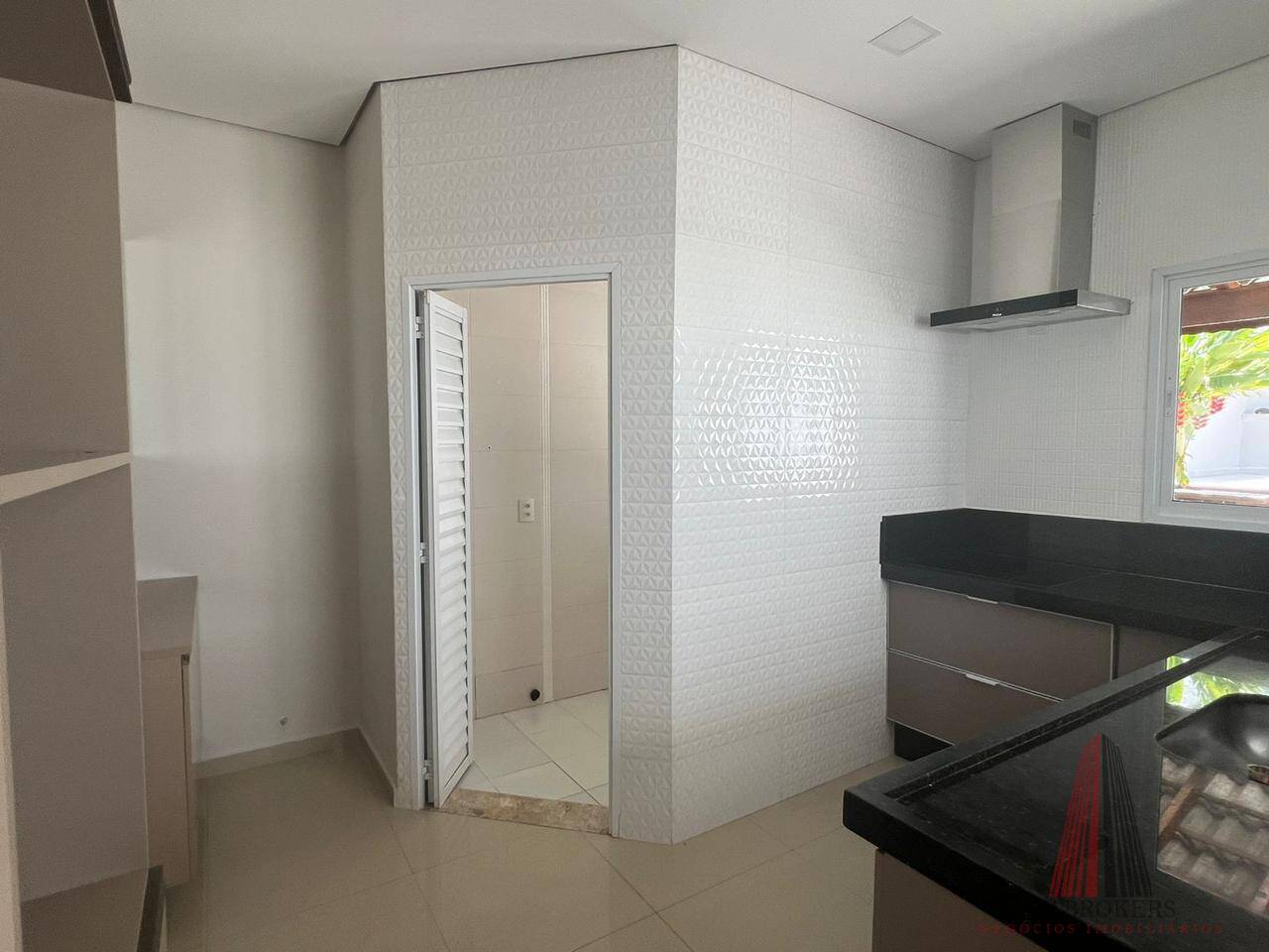 Casa à venda com 3 quartos, 170m² - Foto 10