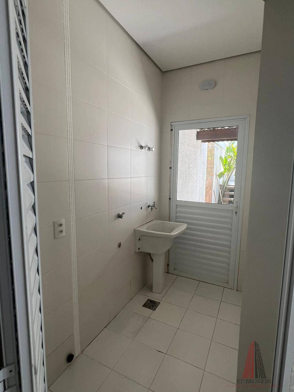 Casa à venda com 3 quartos, 170m² - Foto 13