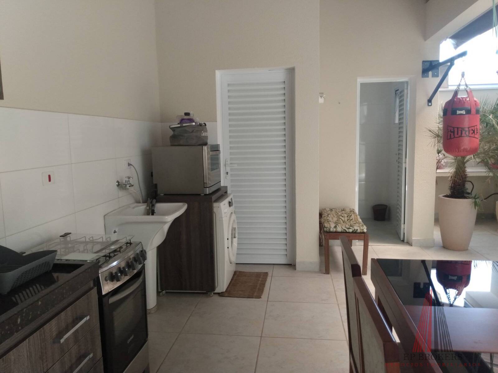 Casa à venda com 3 quartos, 138m² - Foto 18