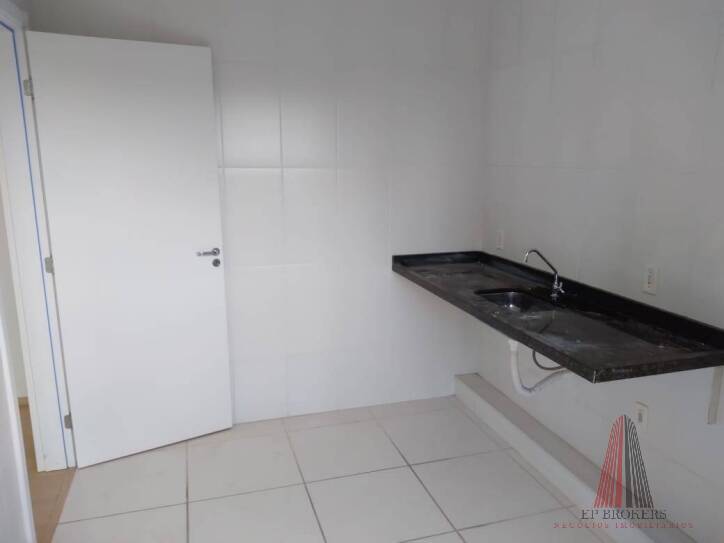 Apartamento à venda com 2 quartos, 61m² - Foto 13